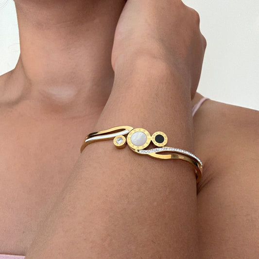 Siren’s Cove Chain Cuff 🦄